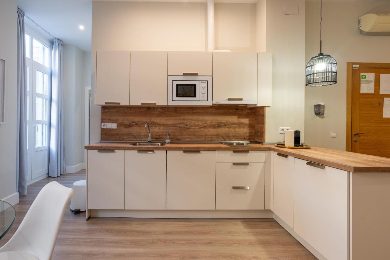 Urbe10 Angel Suites 1 Bedroom Apartment 3C مالقة المظهر الخارجي الصورة